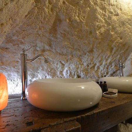 Grotta Gea Luxury Home Con Piscina & Spa Matera Exterior foto